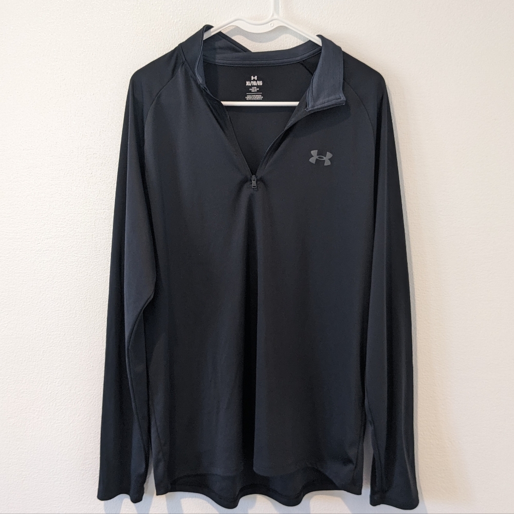 Under Armour Men's Black Quarterzip